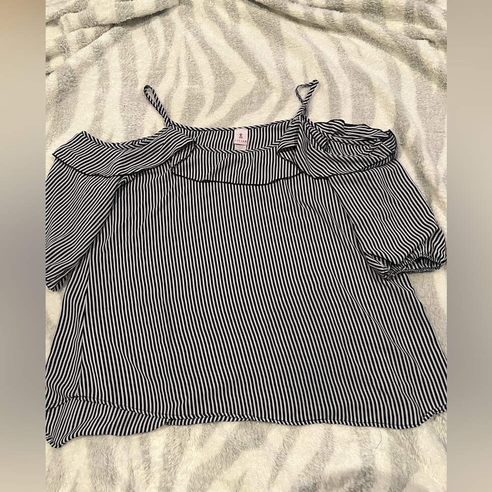 Navy Blue and white striped cold shoulder 3/4 length sleeve blouse size XXL